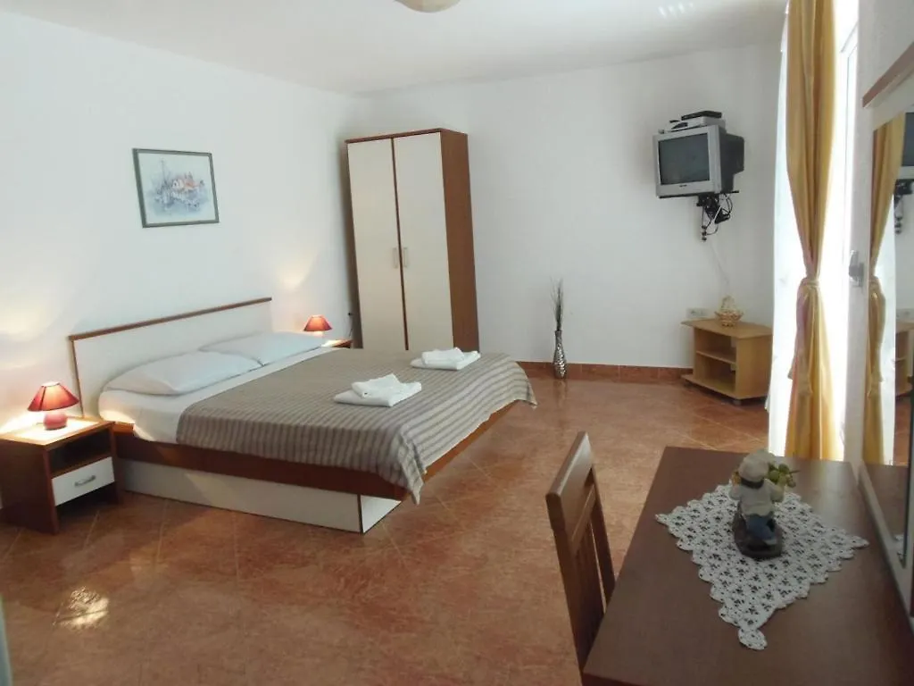 Apartment In Dramalj With Sea View, Balcony, Air Conditioning, Wifi 4623-6